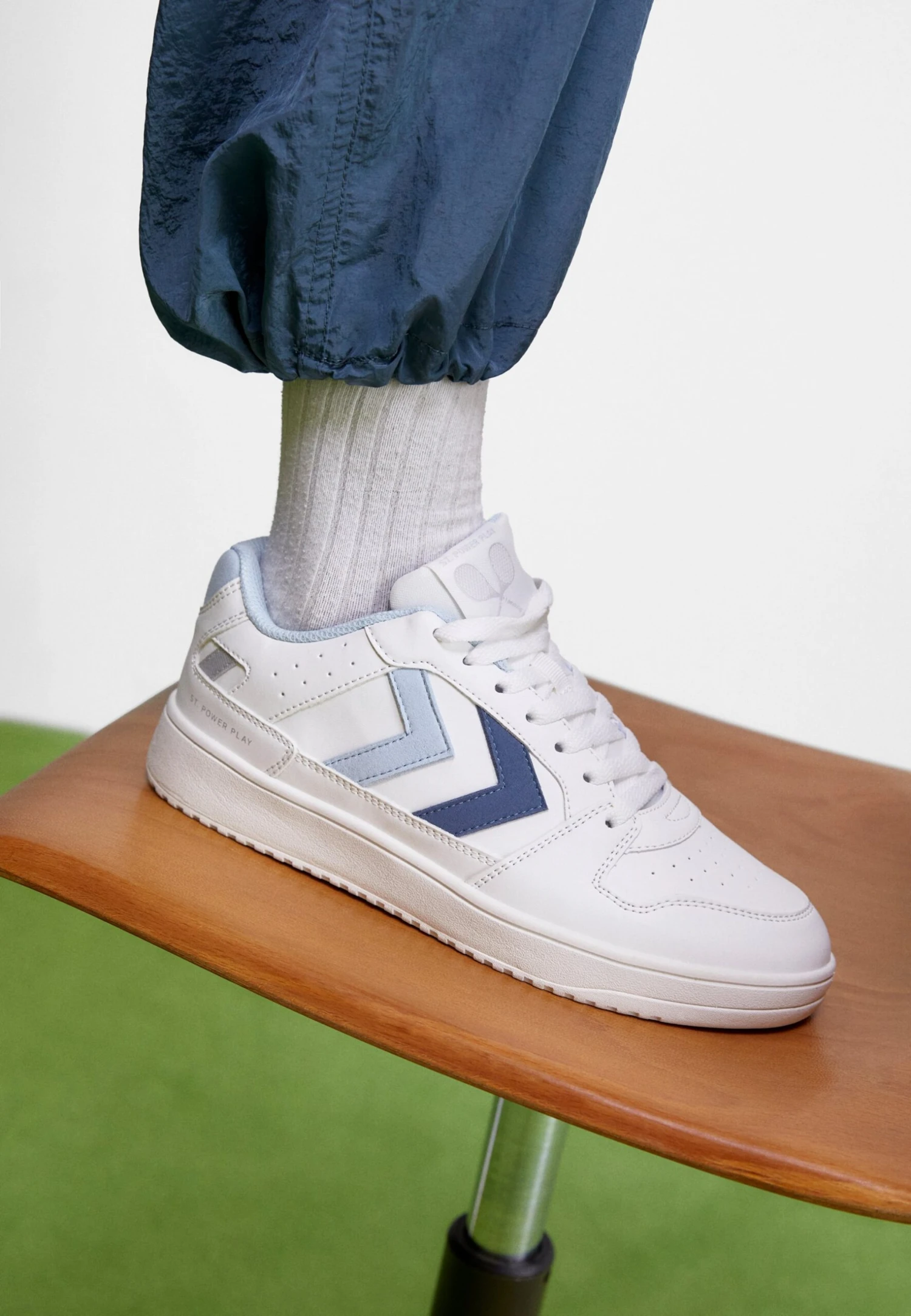 Hummel St Power Play Wmns - Zapatillas - White/Ballad Blue 2 Hummel St Power Play Wmns - Zapatillas - White/Ballad Blue - Imagen 2