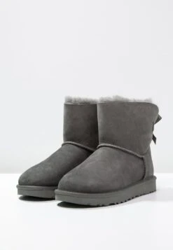 Ugg Mini Bailey Bow - Botines - Grey 10 Ugg Mini Bailey Bow - Botines - Grey -Moda Ropa Tienda 525dc8735edb46f7804c2d07d49bc97e
