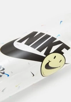 Nike Performance Renew Recharge Straw - Cantimplora - Clear/Black -Moda Ropa Tienda d47e0eb8132649ae886a91fc8fb917c1